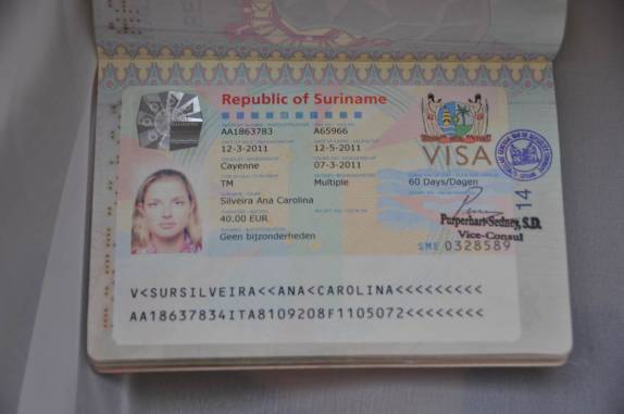 O visto do Suriname, obtido em Cayenne - Guiana Francesa